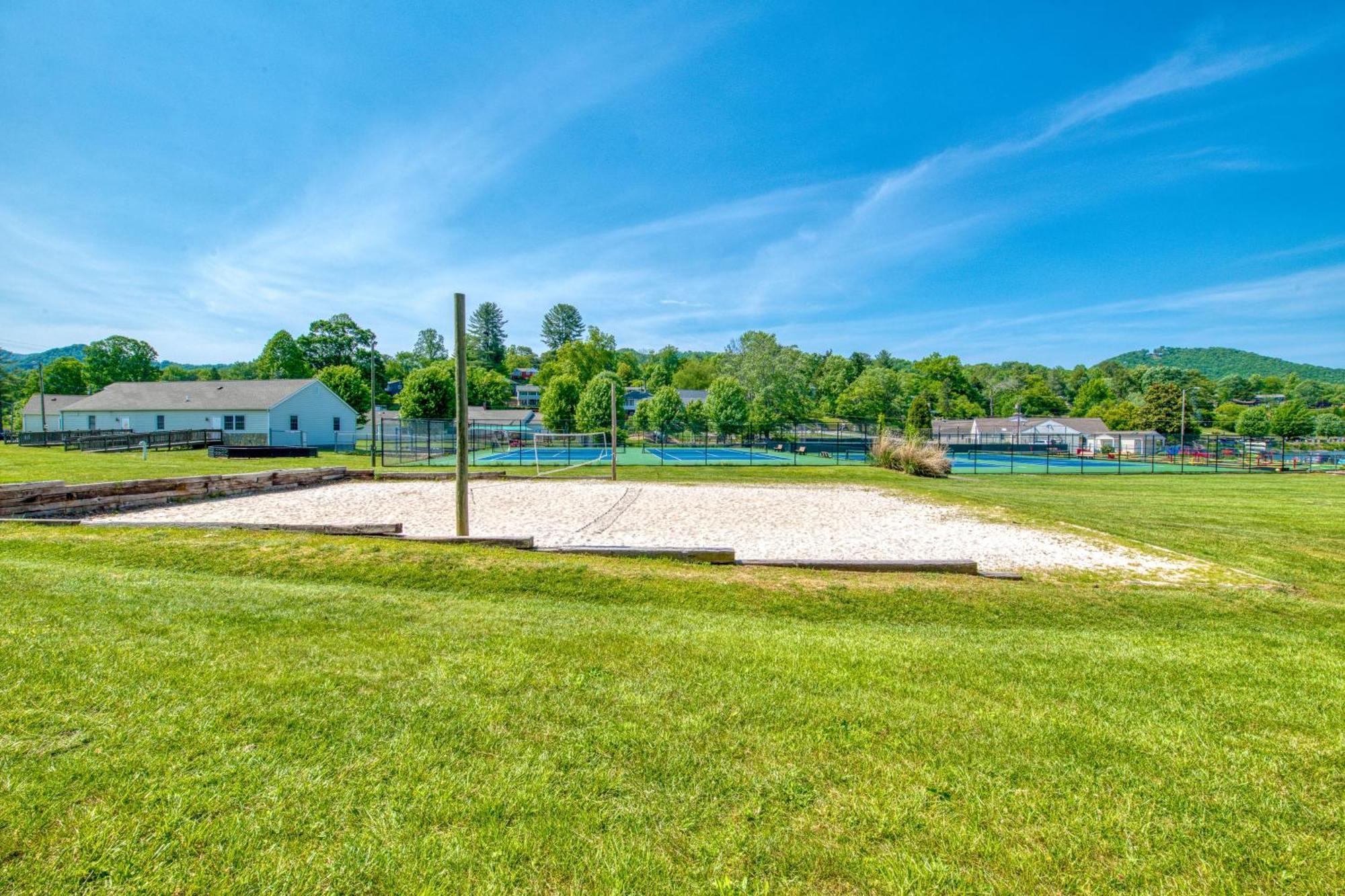 Hood Lower Lake Junaluska ภายนอก รูปภาพ